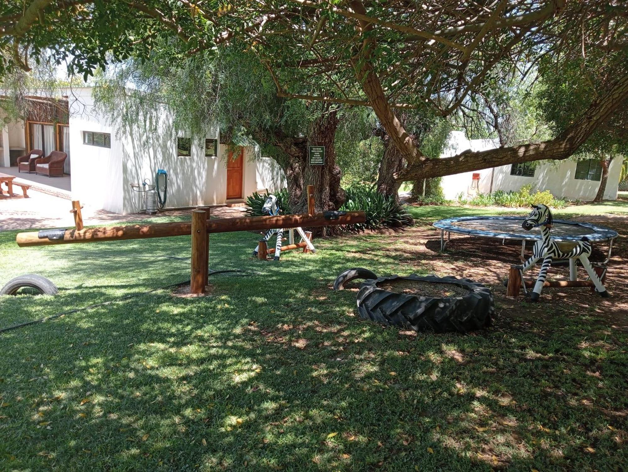Kranskloof Country Lodge Oudtshoorn Exterior photo