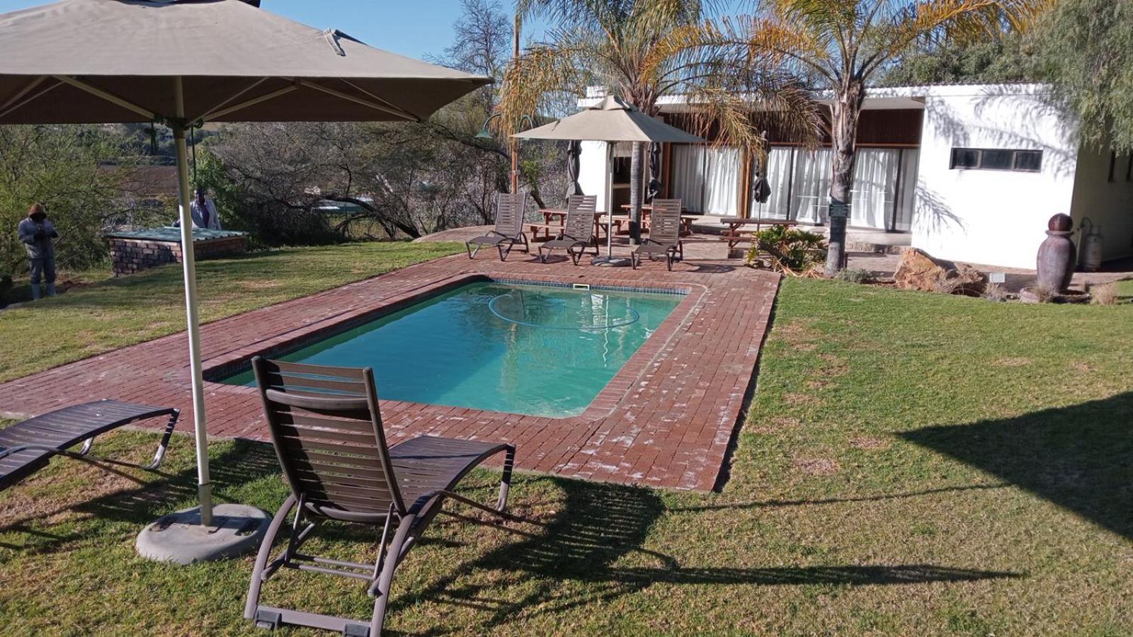 Kranskloof Country Lodge Oudtshoorn Exterior photo
