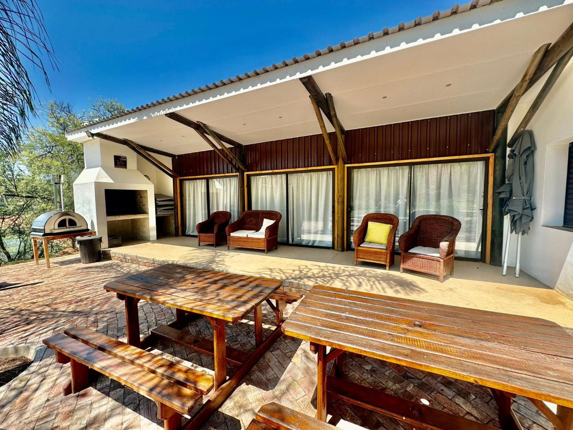 Kranskloof Country Lodge Oudtshoorn Exterior photo