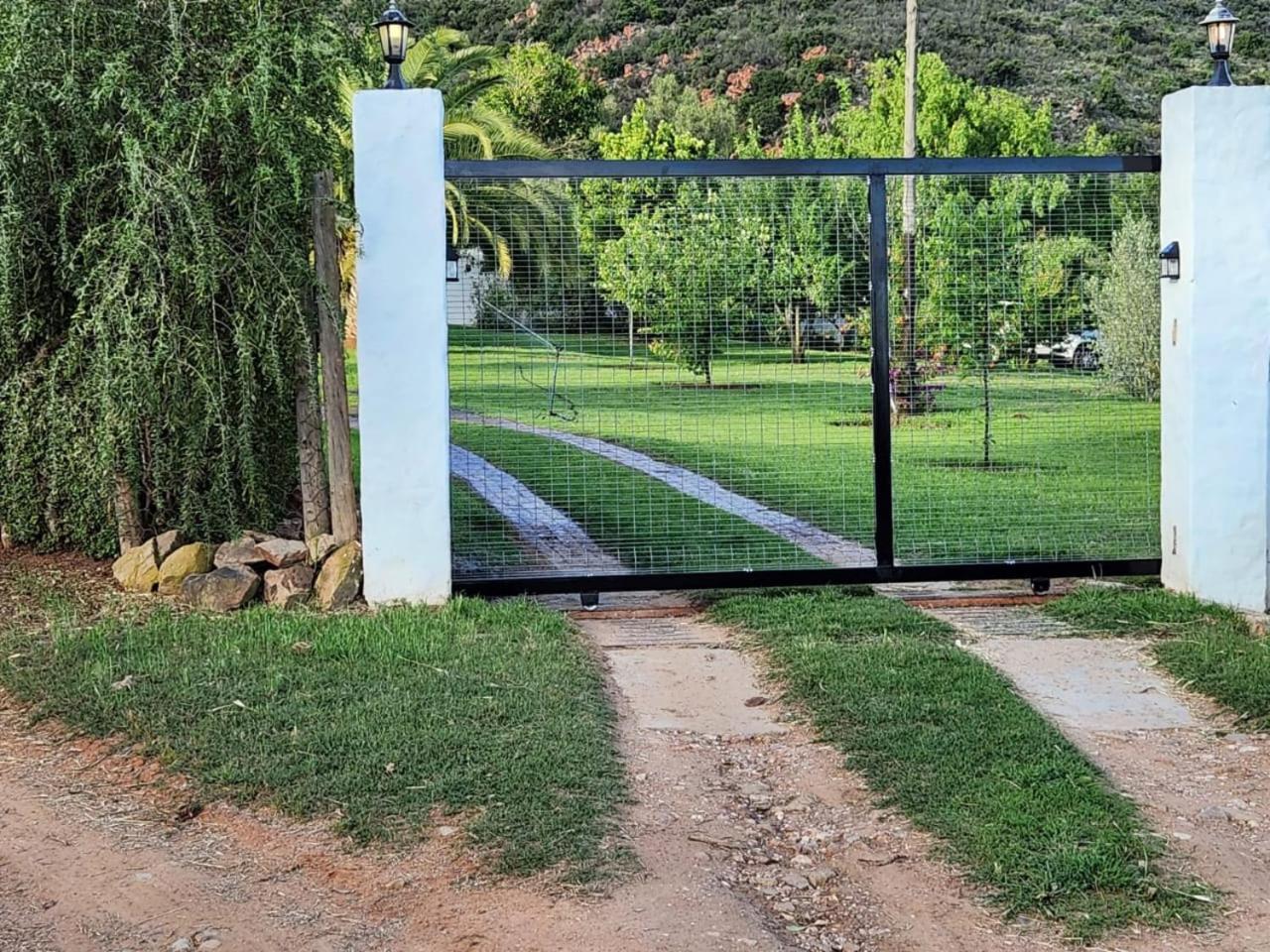 Kranskloof Country Lodge Oudtshoorn Exterior photo